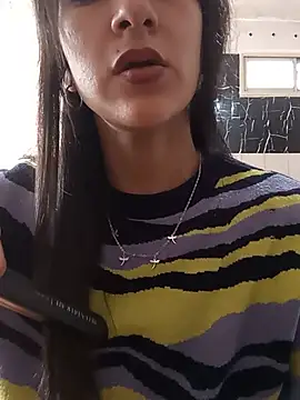 Snapshot of Camilitah chatting on July 17, 2026, 5:43 pm Camilitah online show from July 17, 2026, 5:43 pm