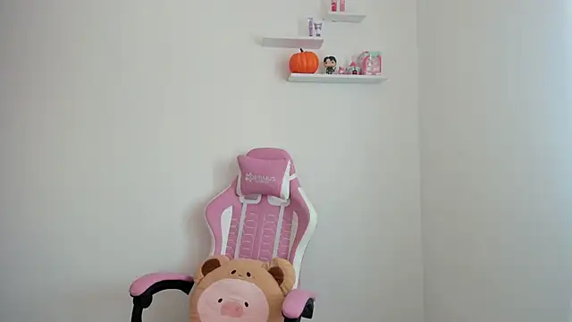 ImBunnyNova online show from November 8, 2025, 1:36 pm