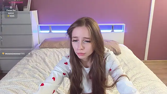 Snapshot of Amy_Waynee chatting on March 22, 2025, 1:32 am Amy Waynee online show from March 22, 2025, 1:32 am