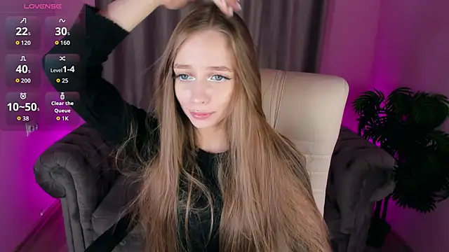 Snapshot of Amy_Waynee chatting on October 1, 2025, 6:01 pm Amy Waynee online show from October 1, 2025, 6:01 pm