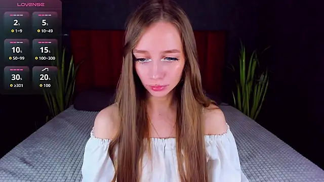 Snapshot of Amy_Waynee chatting on September 27, 2025, 8:26 pm Amy Waynee online show from September 27, 2025, 8:26 pm