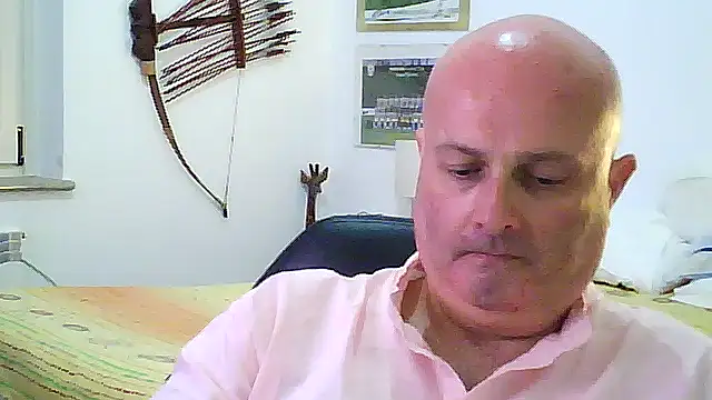 Snapshot of Alexis_Bull chatting on May 17, 2026, 5:46 pm Alexis Bull online show from May 17, 2026, 5:46 pm