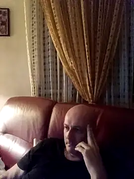 Snapshot of Alexis_Bull chatting on September 14, 2025, 9:59 pm Alexis Bull online show from September 14, 2025, 9:59 pm