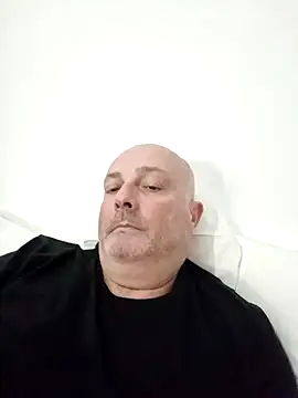 Snapshot of Alexis_Bull chatting on March 5, 2026, 10:12 am Alexis Bull online show from March 5, 2026, 10:12 am