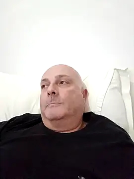 Snapshot of Alexis_Bull chatting on February 16, 2026, 1:15 am Alexis Bull online show from February 16, 2026, 1:15 am