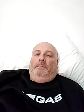 Snapshot of Alexis_Bull chatting on March 28, 2026, 3:02 pm Alexis Bull online show from March 28, 2026, 3:02 pm