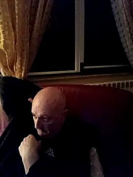 Snapshot of Alexis_Bull chatting on March 29, 2026, 9:27 pm Alexis Bull online show from March 29, 2026, 9:27 pm