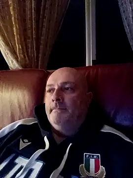 Snapshot of Alexis_Bull chatting on February 18, 2026, 11:34 pm Alexis Bull online show from February 18, 2026, 11:34 pm