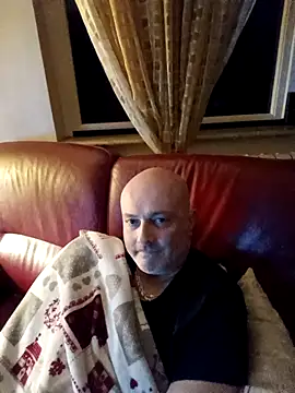 Snapshot of Alexis_Bull chatting on January 8, 2026, 11:55 pm Alexis Bull online show from January 8, 2026, 11:55 pm