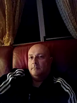 Snapshot of Alexis_Bull chatting on March 15, 2026, 11:12 pm Alexis Bull online show from March 15, 2026, 11:12 pm