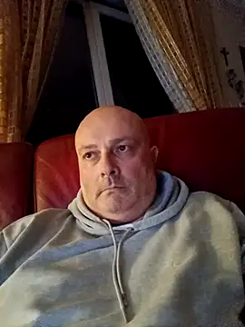 Snapshot of Alexis_Bull chatting on March 18, 2026, 12:03 am Alexis Bull online show from March 18, 2026, 12:03 am