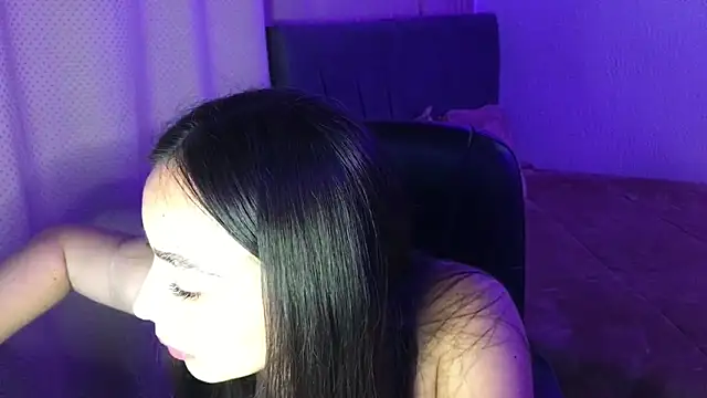 Snapshot of amelia_hall chatting on June 19, 2026, 10:15 pm amelia hall online show from June 19, 2026, 10:15 pm