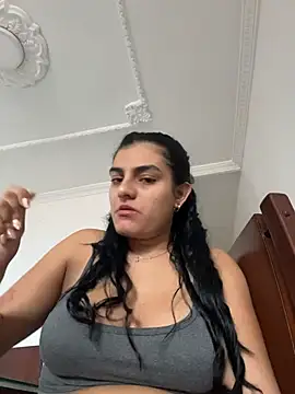Snapshot of carlafox05 chatting on August 8, 2026, 12:45 pm carlafox05 online show from August 8, 2026, 12:45 pm