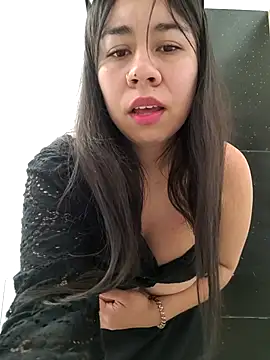 Yuli Mars online show from December 3, 2025, 4:39 pm