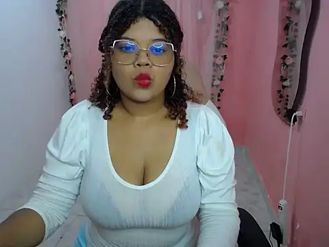 Snapshot of natalietits1 chatting on October 4, 2025, 3:46 pm natalietits1 online show from October 4, 2025, 3:46 pm