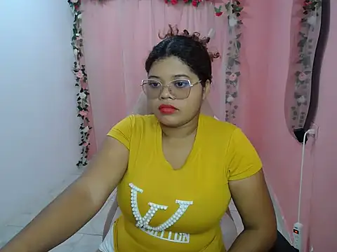 Snapshot of natalietits1 chatting on September 18, 2025, 6:44 pm natalietits1 online show from September 18, 2025, 6:44 pm