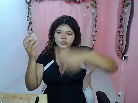 Snapshot of natalietits1 chatting on September 30, 2025, 5:08 pm natalietits1 online show from September 30, 2025, 5:08 pm