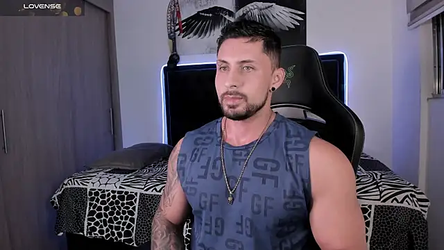 santi aesthetic online show from July 2, 2026, 3:23 am
