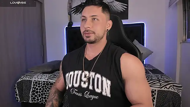 santi aesthetic online show from July 9, 2026, 1:39 am