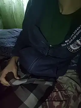 tipetto06 online show from October 29, 2025, 10:14 am