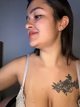 Manu 2002  online show from October 23, 2025, 6:28 pm