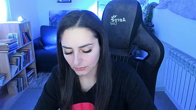 ValeriiMills online show from March 1, 2026, 2:39 pm