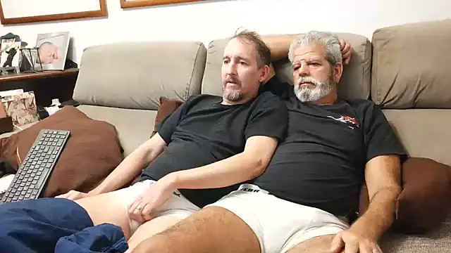 Snapshot of CasalcwBR chatting on June 11, 2026, 3:03 am CasalcwBR online show from June 11, 2026, 3:03 am