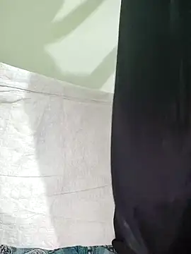 Snapshot of Desi_Bhabi_01 chatting on October 27, 2025, 3:35 pm Desi Bhabi 01 online show from October 27, 2025, 3:35 pm