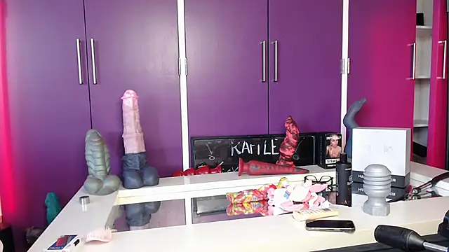 siswett online show from March 5, 2025, 2:56 pm