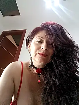 Snapshot of lunadicty chatting on December 4, 2025, 11:26 pm lunadicty online show from December 4, 2025, 11:26 pm