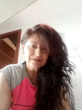 Snapshot of lunadicty chatting on December 17, 2025, 1:32 am lunadicty online show from December 17, 2025, 1:32 am