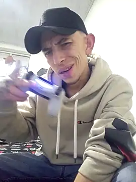 Snapshot of Chris__Jones chatting on March 20, 2025, 5:24 am Chris Jones online show from March 20, 2025, 5:24 am