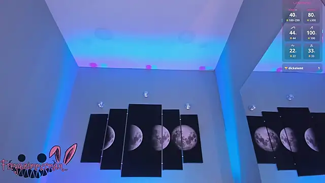 FreyaZimmerman  online show from October 27, 2025, 8:10 pm