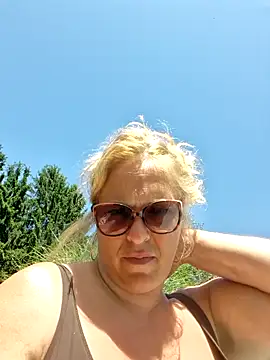 Snapshot of chupasexy chatting on May 29, 2026, 12:11 pm chupasexy online show from May 29, 2026, 12:11 pm