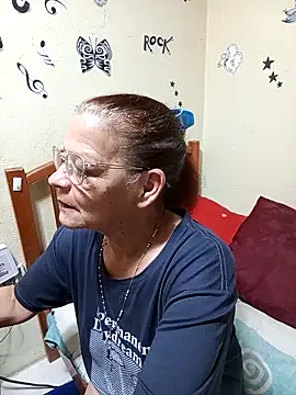 Snapshot of katrina_perez chatting on October 29, 2025, 4:33 am katrina perez online show from October 29, 2025, 4:33 am