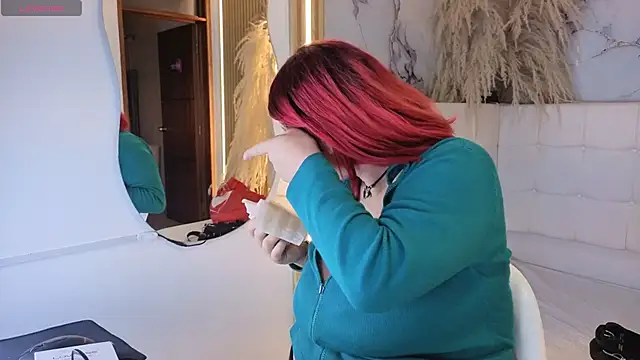 Snapshot of Cerecitaa02_ chatting on April 13, 2026, 11:53 pm Cerecitaa02 online show from April 13, 2026, 11:53 pm