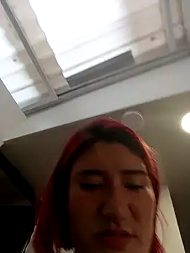 Cerecitaa02  online show from January 17, 2026, 11:47 am