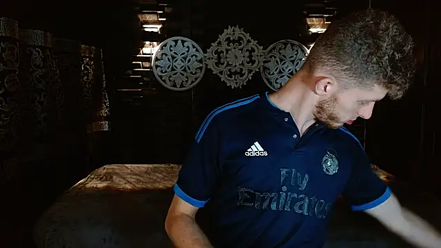 andrewxbi online show from November 16, 2025, 11:37 am