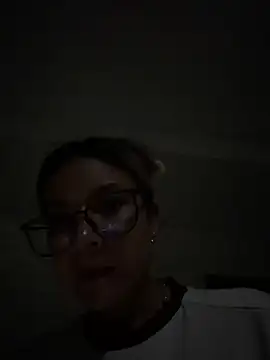 Pretty roxxyy online show from March 15, 2026, 1:23 am