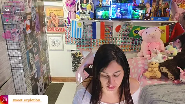 sweet-temptation  online show from July 6, 2026, 3:57 am