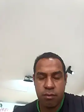 elnegro707070 online show from October 31, 2025, 11:29 am