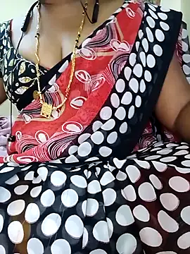 Snapshot of tamiltady chatting on September 14, 2025, 5:46 pm tamiltady online show from September 14, 2025, 5:46 pm