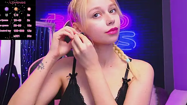 AlessiaCroft online show from March 25, 2026, 5:07 am