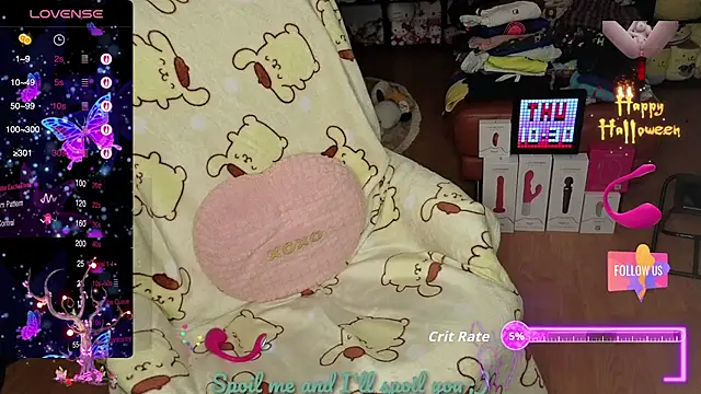 Snapshot of w3tkittty chatting on October 31, 2025, 3:47 am w3tkittty online show from October 31, 2025, 3:47 am