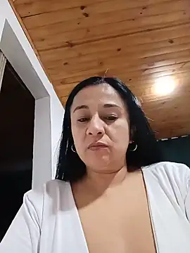 Snapshot of MELODY__06 chatting on July 14, 2026, 2:05 am MELODY 06 online show from July 14, 2026, 2:05 am