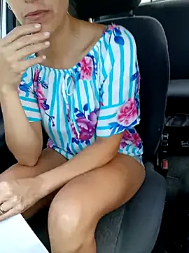 fuck couple69 online show from November 25, 2025, 4:40 pm