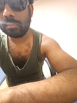 Snapshot of UrbanUtopia chatting on March 3, 2026, 1:23 am UrbanUtopia online show from March 3, 2026, 1:23 am