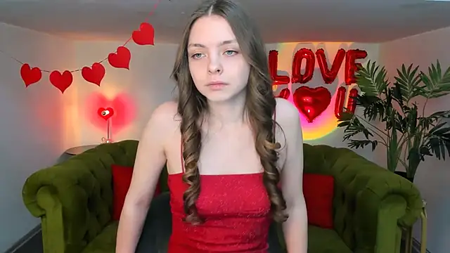 marshmallowee online show from March 21, 2025, 1:23 pm