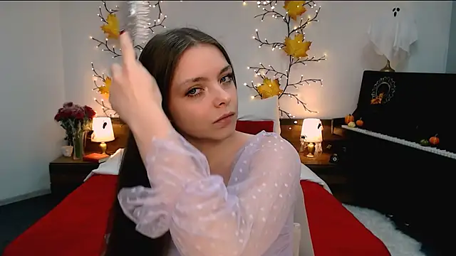 marshmallowee online show from November 6, 2025, 8:13 pm