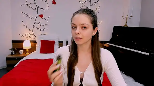 marshmallowee online show from March 23, 2025, 5:21 am